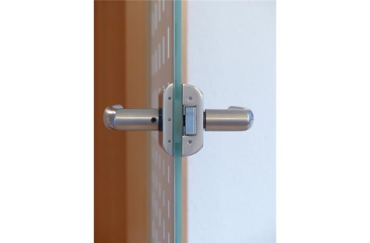 deadbolt lock with door knob