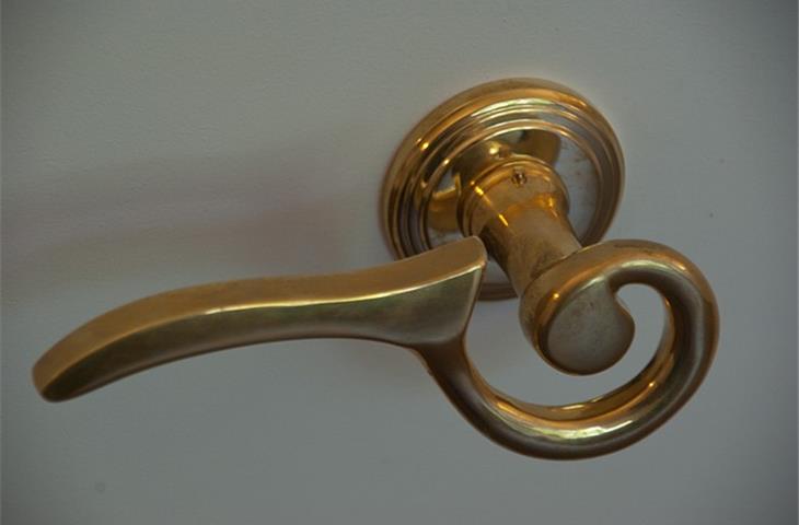 one sided door knob with key