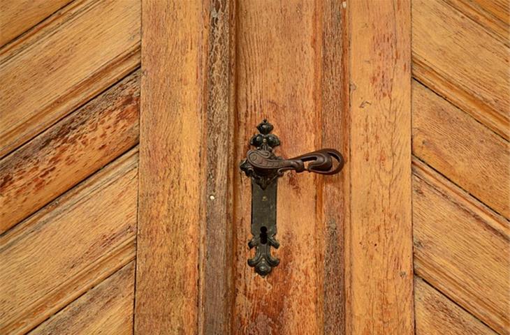 door handle inside mechanism