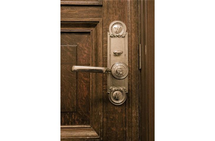 entrance handle lock